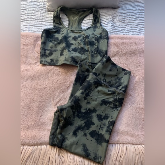 Evolution and Creation Matching Set - Picture 6 of 8